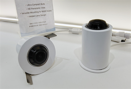 揭秘香港电子展“聪明”的摄像头:会思考的720°全景摄像机!(图4) 揭秘香港电子展“聪明”的摄像头:会思考的720°全景摄像机!(图4)