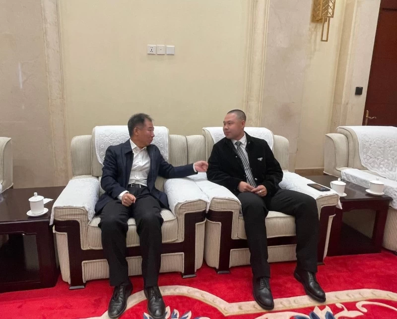 一苋传媒集团董事长王锋先生受邀出席2024双碳数智环保AI大模型交流活动论坛(图3)