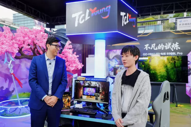 高校电竞热潮下的技术突围:雷鸟显示器赋能英雄联盟赛事升级(图4) 高校电竞热潮下的技术突围:雷鸟显示器赋能英雄联盟赛事升级(图4)