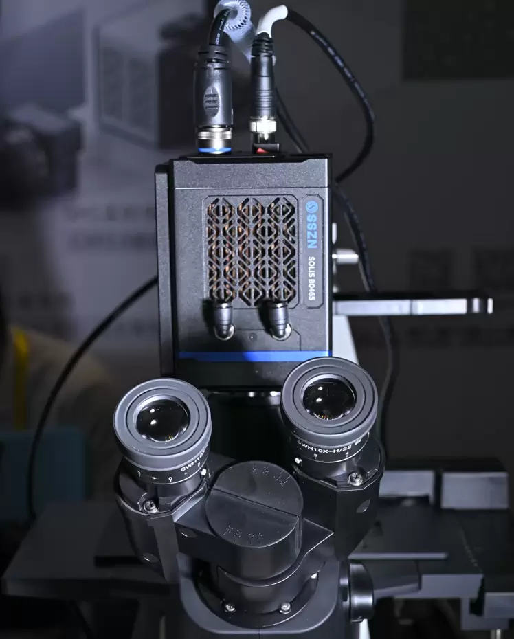重磅发布丨深视智能全新背照式制冷sCMOS相机新品上市，突破灵敏度和噪声极限(图2)