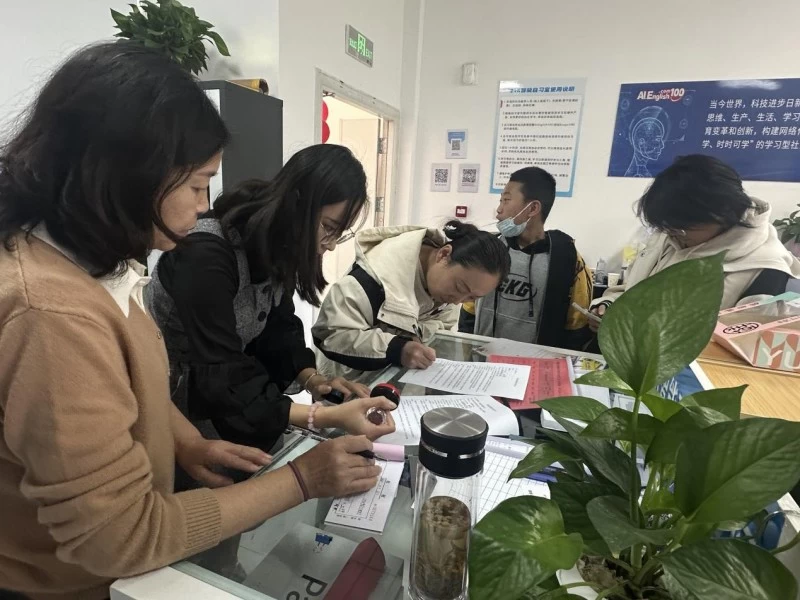 清睿智能:24K智能自习室布局西北, 助力西部智能教育!(图5) 清睿智能:24K智能自习室布局西北, 助力西部智能教育!(图5)