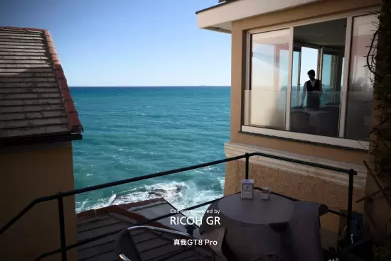 真我GT8系列正式发布：搭载理光GR影像系统 解锁最强“街拍神器”(图6)