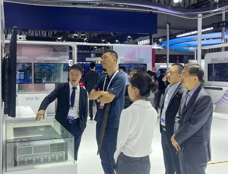 思特奇携手中国联通，共绘AI赋能全域发展新图景(图2)