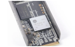 科赋KLEVV CRAS C700 RGB SSD产品测评(图7)