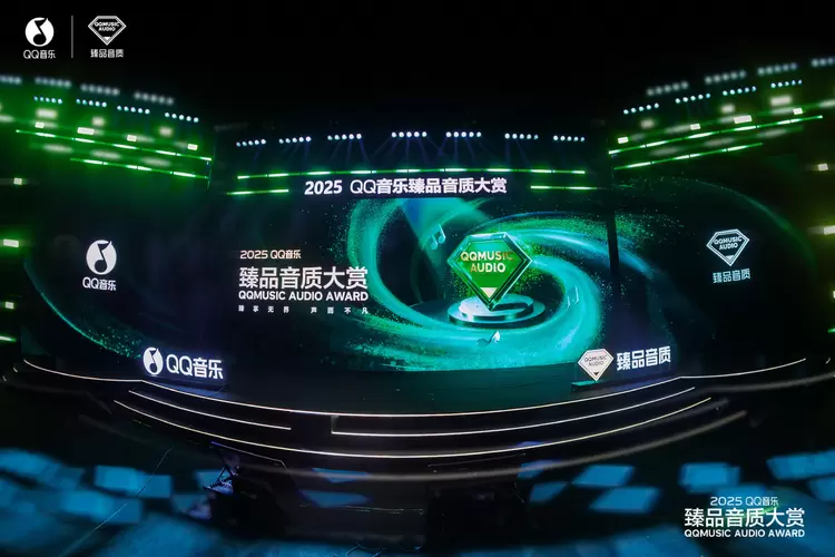 实力出圈!黑鲨凤鸣挂耳式蓝牙耳机摘得行业权威奖项(图2)