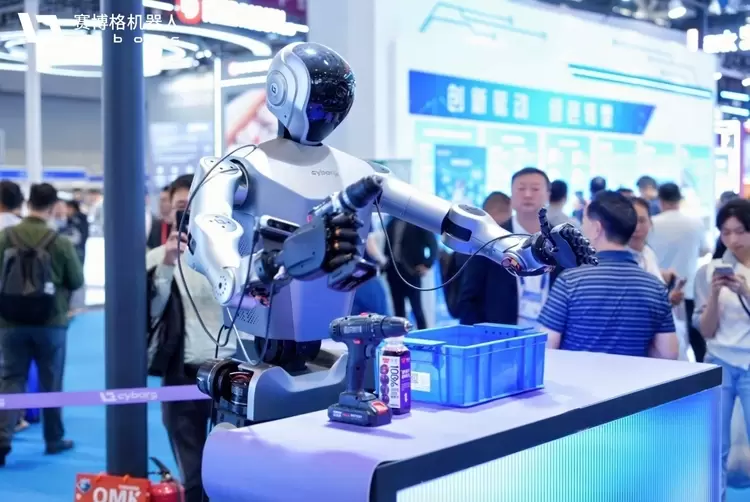 赛博格机器人高交会发布新品 破解工业机器人规模化应用难题(图3)