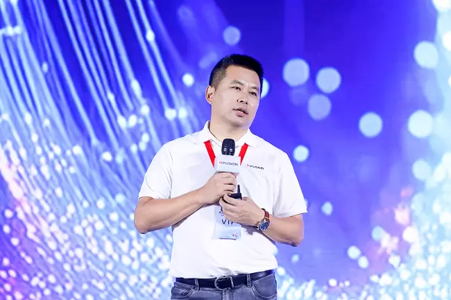 WAIC 2025 论坛直击 | 超聚变智能体与应用专题论坛圆满召开(图7) WAIC 2025 论坛直击 | 超聚变智能体与应用专题论坛圆满召开(图7)