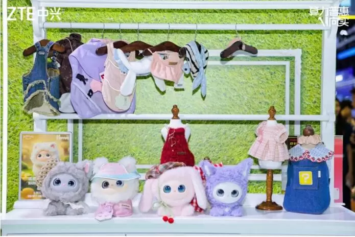 中兴通讯亮相2025世界人工智能大会：算力普惠 AI向实(图4)