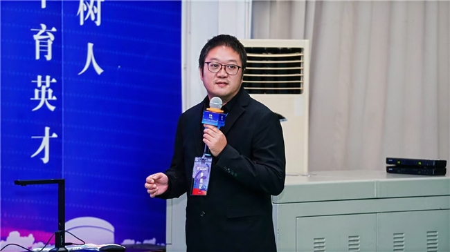 百模论剑决赛第3日 | 各地团队赴蓉参赛，“人工智能+”智慧碰撞(图7)