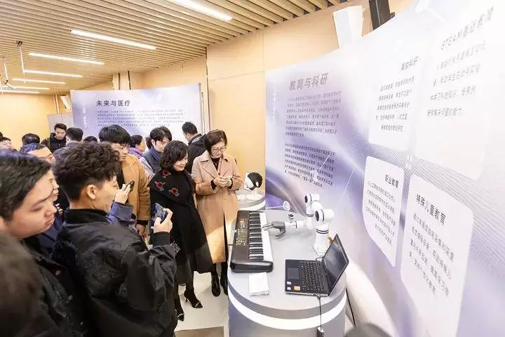 “智云x强脑脑机创新实践中心”正式发布(图7) “智云x强脑脑机创新实践中心”正式发布(图7)