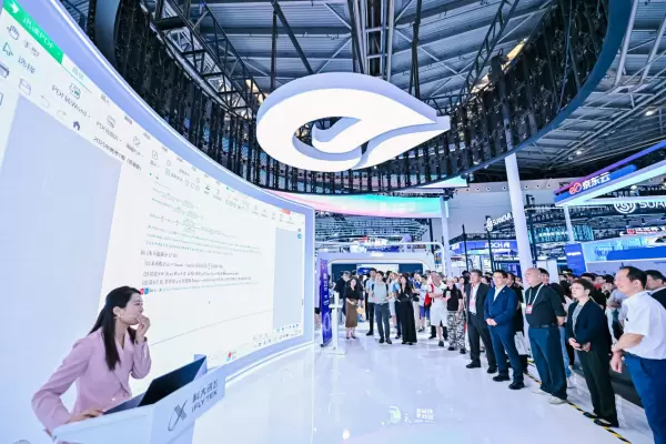 科大讯飞以自主可控技术突破 加速定义国际大模型新生态(图2)