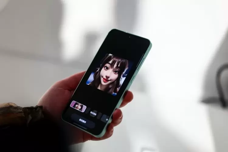 推进AI体验普及 三星Galaxy手机开启智能新范式(图6) 推进AI体验普及 三星Galaxy手机开启智能新范式(图6)