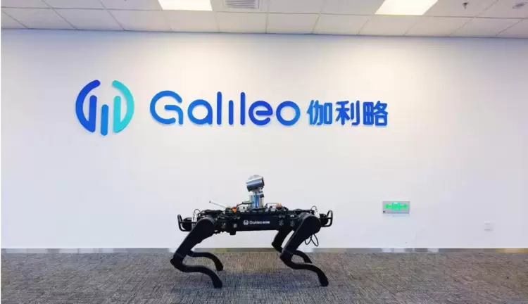 伽利略智能仿生四足防爆机器人EX-1重磅亮相2025中国国际应急管理展览会开创高危环境智能作业新纪元(图3) 伽利略智能仿生四足防爆机器人EX-1重磅亮相2025中国国际应急管理展览会开创高危环境智能作业新纪元(图3)