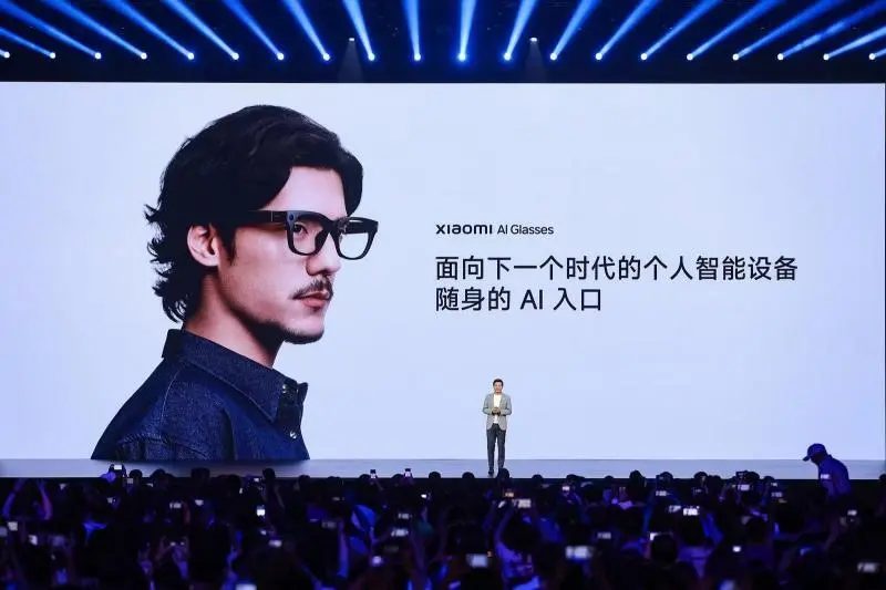 59650071j00t1sil000cod000m800etp 小米 AI 眼镜新功能内测用户招募:新增支付宝“看一下”支付,支持小爱随口记