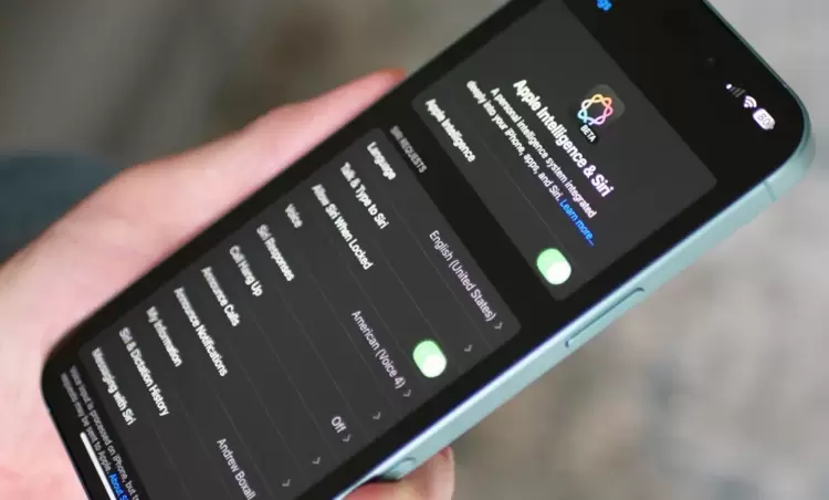苹果开始推送iOS 18.2：Siri终于整合ChatGPT了(图1)