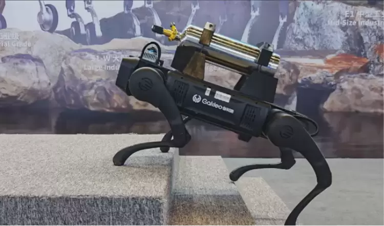 伽利略智能仿生四足防爆机器人EX-1重磅亮相2025中国国际应急管理展览会开创高危环境智能作业新纪元(图4)