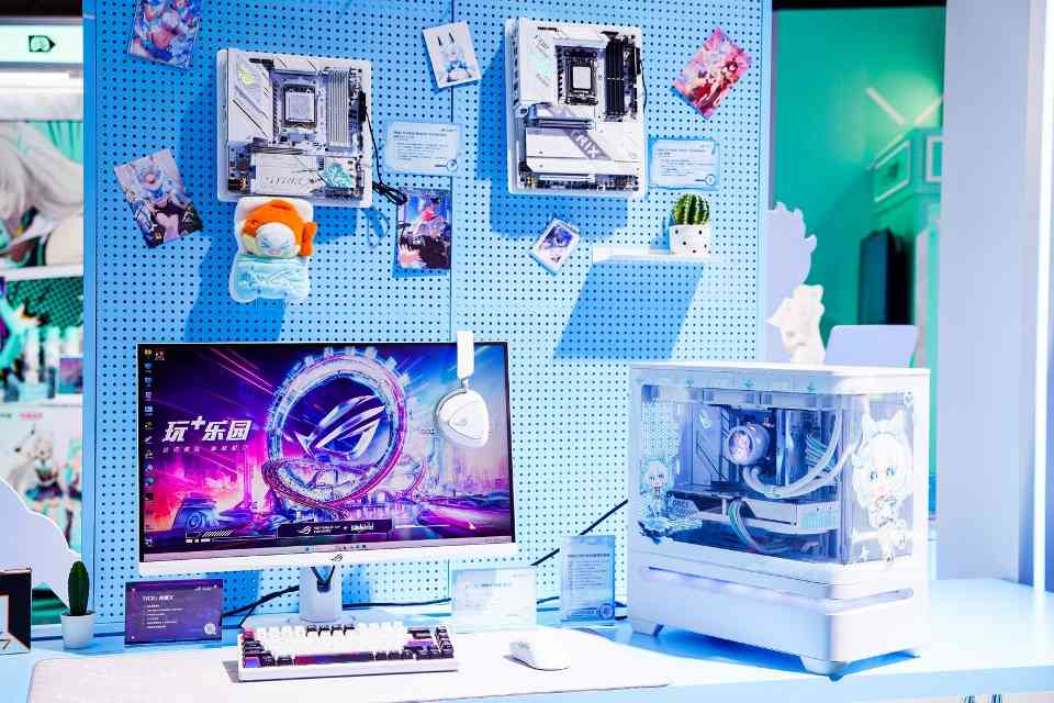 华硕主板撼动BW2025 ROG玩+乐园引玩家狂欢(图12)