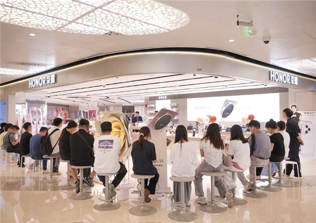 全球最薄折叠屏是哪款？荣耀Magic V5重新定义轻薄标准(图2)