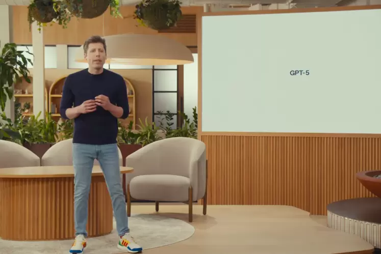 OpenAI推出GPT-5，奥尔特曼盛赞为写作、编程及人类级推理的最佳模型(图1)