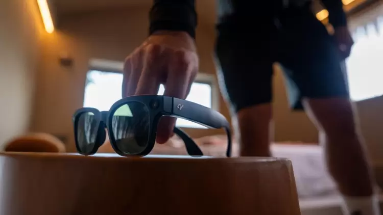 大朋AI眼镜发布三个月：首批售罄、海外订单增长，AI轻穿戴加速走向大众(图4)