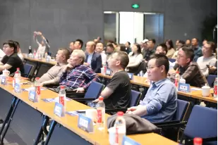 AI共启时代新未来|“AI引领，智赋万企”高峰论坛圆满落幕(图14)