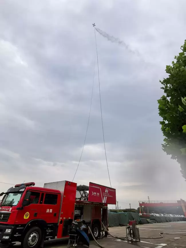 国内首套丨卓翼智能ZTX260改写超高层消防史,破局超高层建筑灭火全球性难题(图1)
