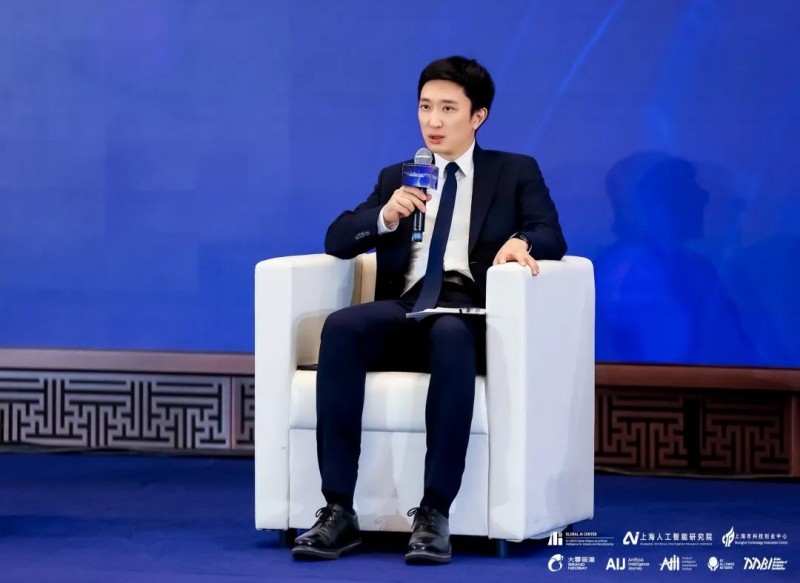 WAIC2025现场直击：鲍捷教授倡议推动全球AI公平，从“感知”开始(图3)