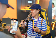 SmallRig斯莫格携变形金刚大黄蜂联名产品亮相BIRTV 2025，场景驱动创新定义影像创作新范式(图3)