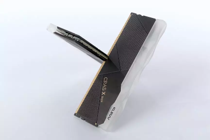 科赋 KLEVV CRAS X RGB DDR4 电竞超频内存评测(图6)