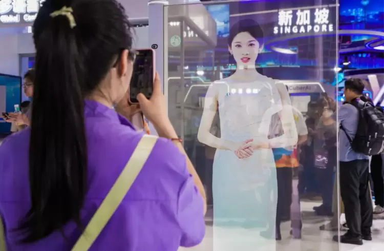 今天AI唱主角！科大讯飞发布星火东盟多语言大模型底座及系列AI产品(图2)