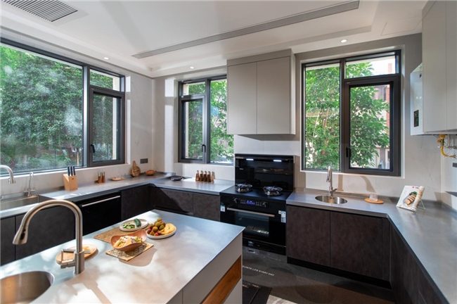 拒绝甲醛焦虑！这届年轻人用不锈钢定制装全家(图4)