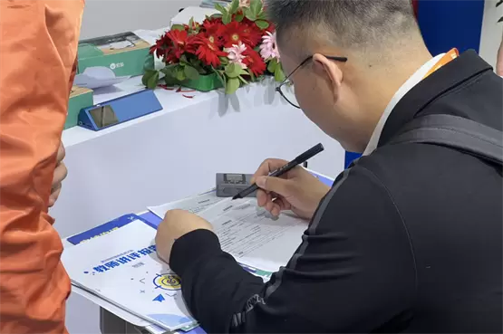 智慧教育新纪元：宏途AI产品矩阵重磅亮相第85届中国教育装备展(图5)