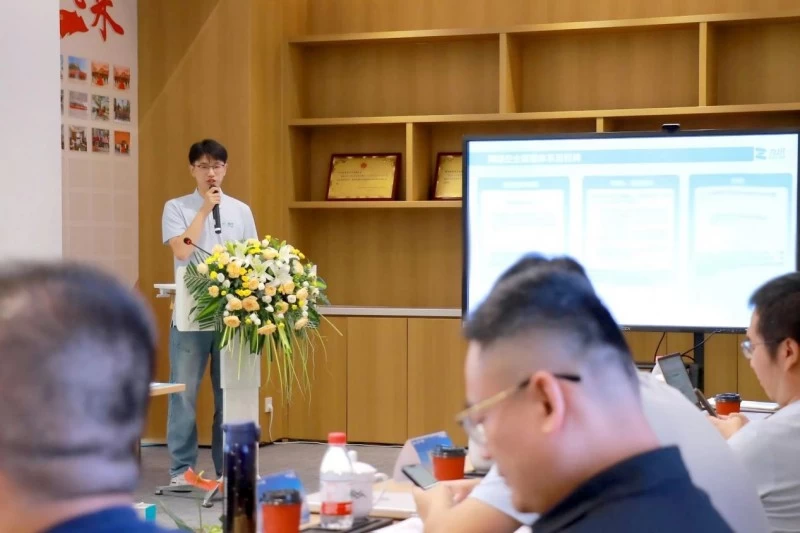 共筑标准 智领未来 | 无人物流车产业高层论坛在台州成功举办(图6)