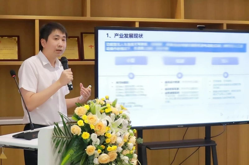 共筑标准 智领未来 | 无人物流车产业高层论坛在台州成功举办(图5)