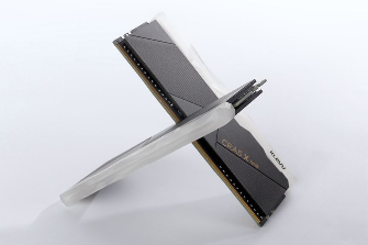 科赋 KLEVV CRAS X RGB DDR4 电竞超频内存评测(图7) 科赋 KLEVV CRAS X RGB DDR4 电竞超频内存评测(图7)