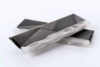 科赋 KLEVV CRAS X RGB DDR4 电竞超频内存评测(图8) 科赋 KLEVV CRAS X RGB DDR4 电竞超频内存评测(图8)