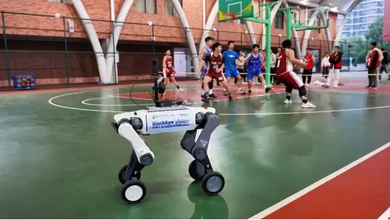 机器人学长，带你逛校园！当虹科技打造可落地的“机器人+教育”新场景(图4)