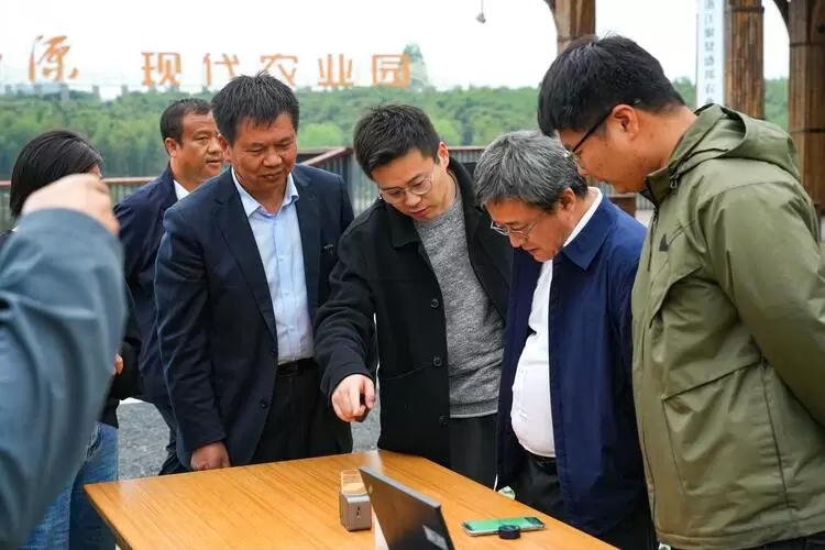 国内首个类脑智慧农业黑科技是一台田间“小货车”(图2)