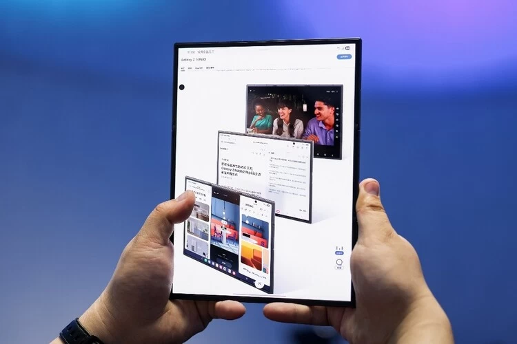 打造沉浸式工作场景 三星Galaxy Z TriFold成为你的一站式办公中枢(图1) 打造沉浸式工作场景 三星Galaxy Z TriFold成为你的一站式办公中枢(图1)