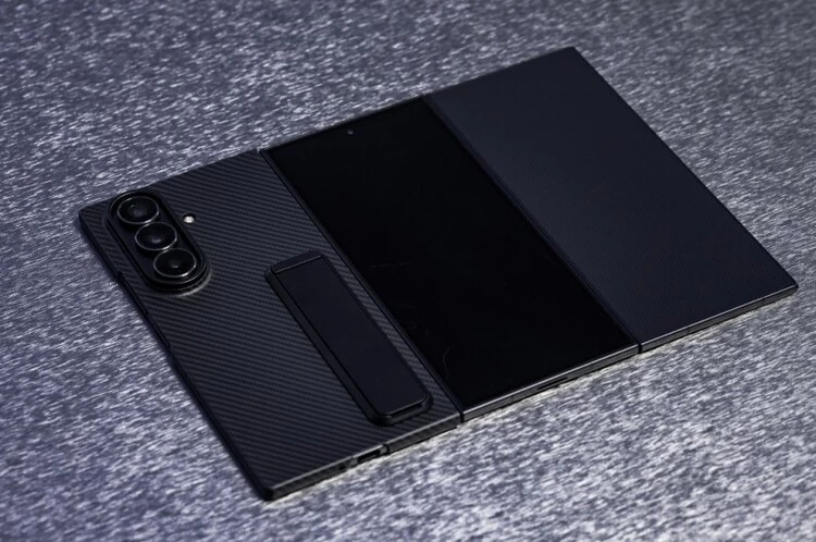 于细微处见匠心 看三星Galaxy Z TriFold的全面防护之道(图3)