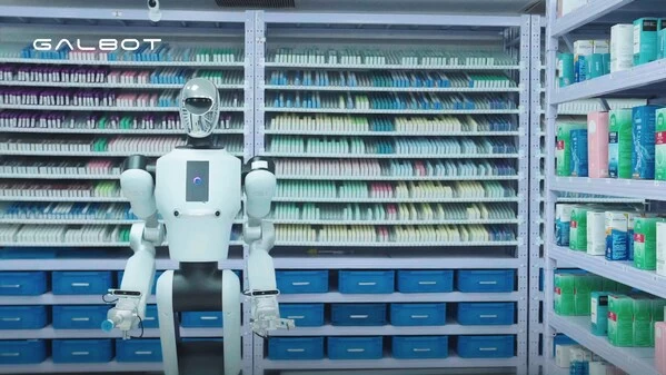 中国第一具身大模型获21亿元融资，银河通用机器人估值突破200亿(图3)