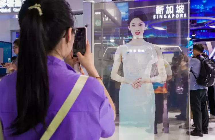 科大讯飞赋能史上最“AI”东博会：打造全场景无障碍沟通体验，发布东盟系列产品(图2)