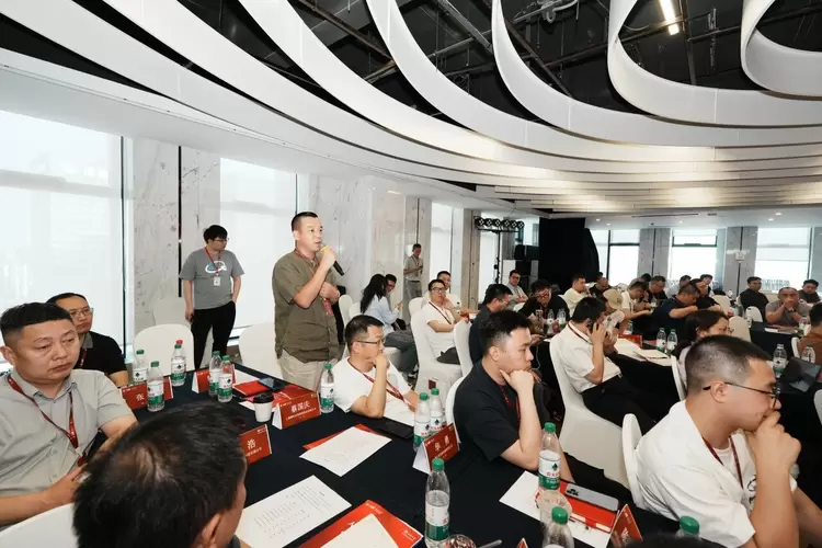 首期人工智能特训营正式开营：聚焦行业模型培育与投资(图10)