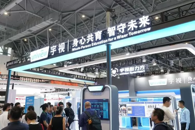 身心共育，「心力方」照见成长微光 | 2025青少年健康素养提升行动走进宇视(图19)