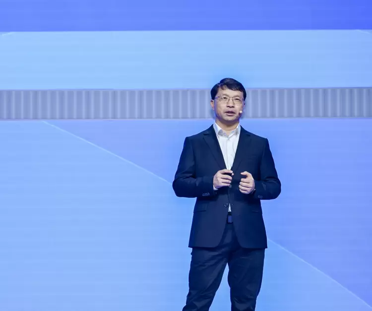 腾讯发布混元大模型Turbo版本 用AI助力场景创新(图3) 腾讯发布混元大模型Turbo版本 用AI助力场景创新(图3)