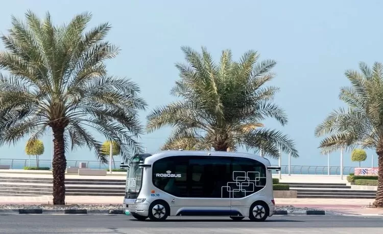 文远知行进入阿联酋第三个酋长国哈伊马角，Robotaxi与Robobus开启试运营(图3)