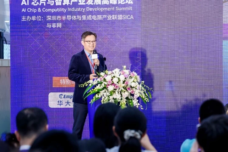 英特尔锐炫多卡方案：从边缘到数据中心，为全场景AI部署提供高效部署路径(图1)