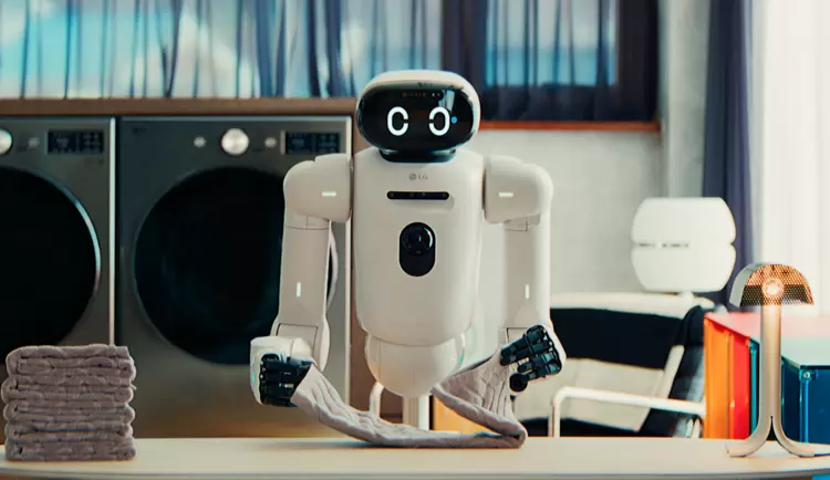 LG公司的CLOiD家用机器人将在CES展会上展示叠衣服和制作早餐(图1)