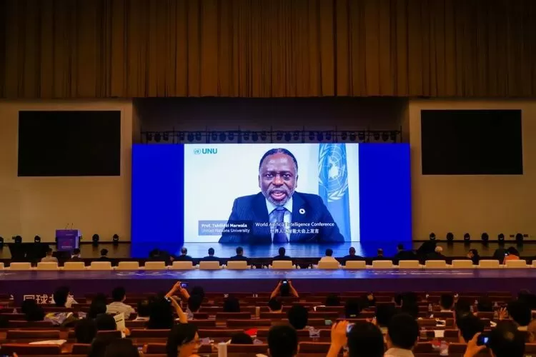 WAIC 2025华东师大聚力！首发金融智能未来引擎，三大应用场景落地(图6)