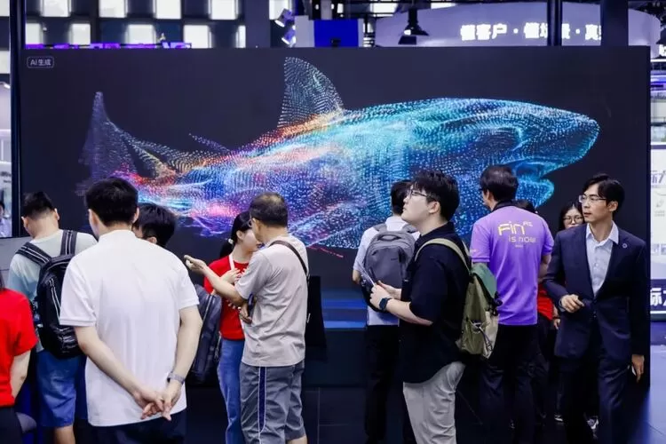 WAIC 2025华东师大聚力！首发金融智能未来引擎，三大应用场景落地(图18)